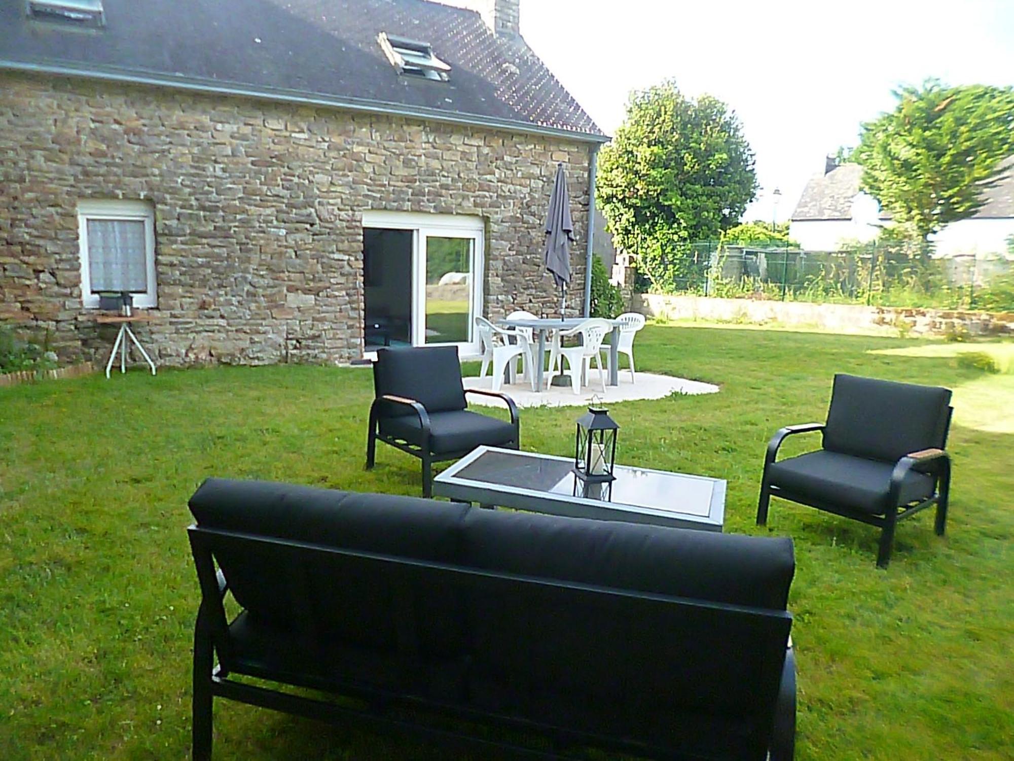 Gite Au Calme Centre Finistere Jardin Clos Trégourez Exterior photo